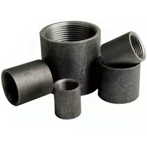 Steam socket fitting for industrial steam pipelines