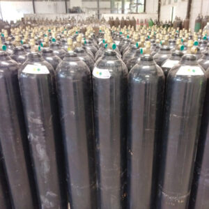 Oxygen gas cylinders for industrial and medical use