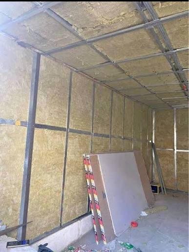 50 mm Rockwool insulation slab for thermal, acoustic, and fire-resistant building applications